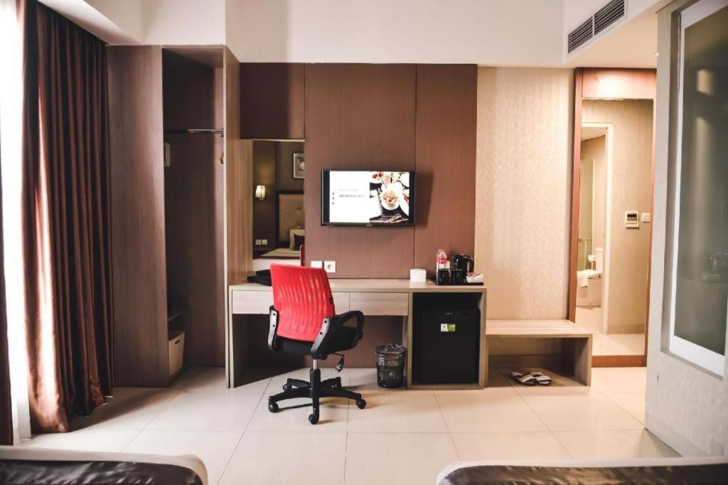 Travello Hotel Bandung Esterno foto