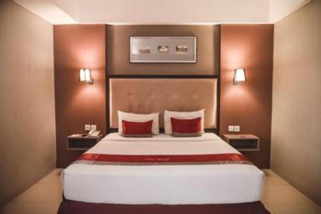 Travello Hotel Bandung Esterno foto