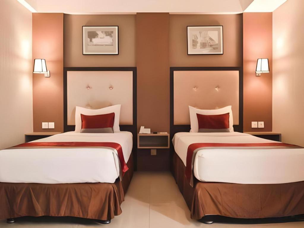 Travello Hotel Bandung Esterno foto
