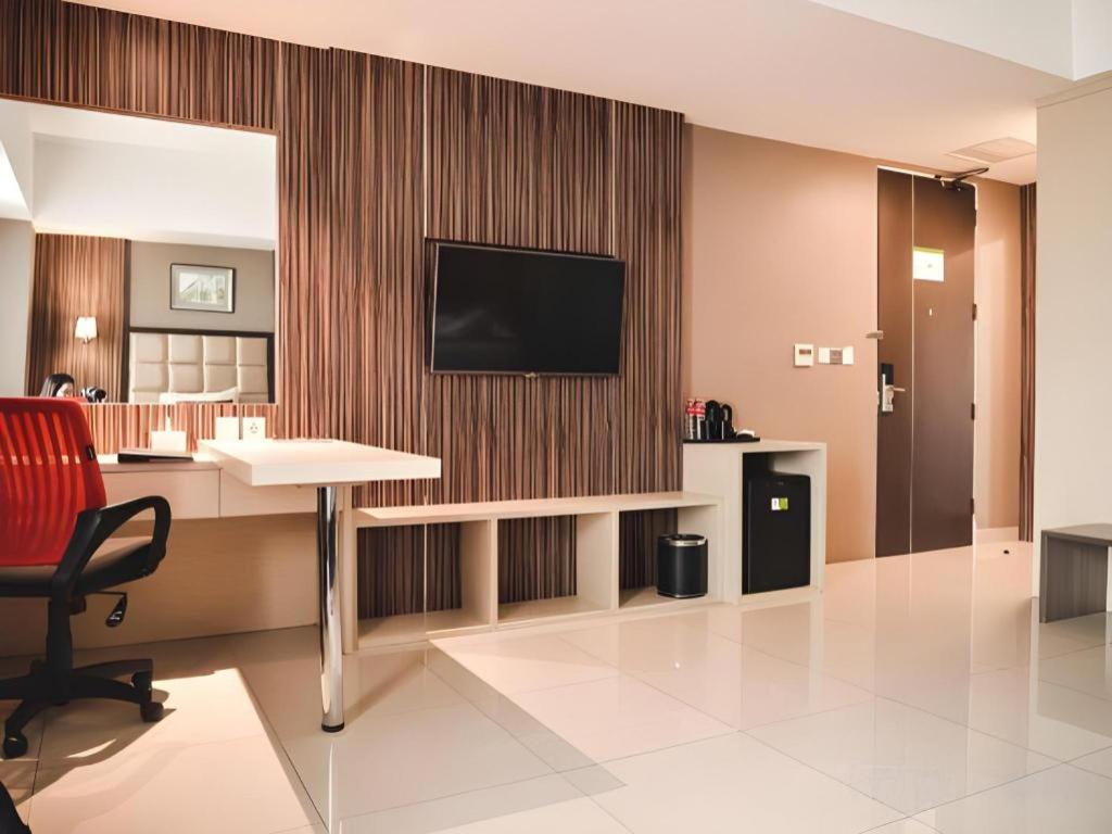 Travello Hotel Bandung Esterno foto
