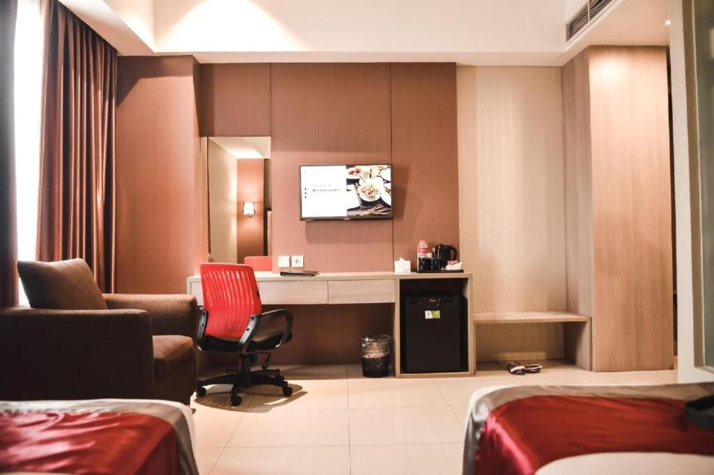 Travello Hotel Bandung Esterno foto