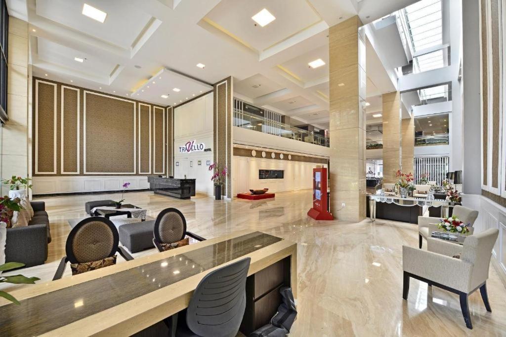 Travello Hotel Bandung Esterno foto